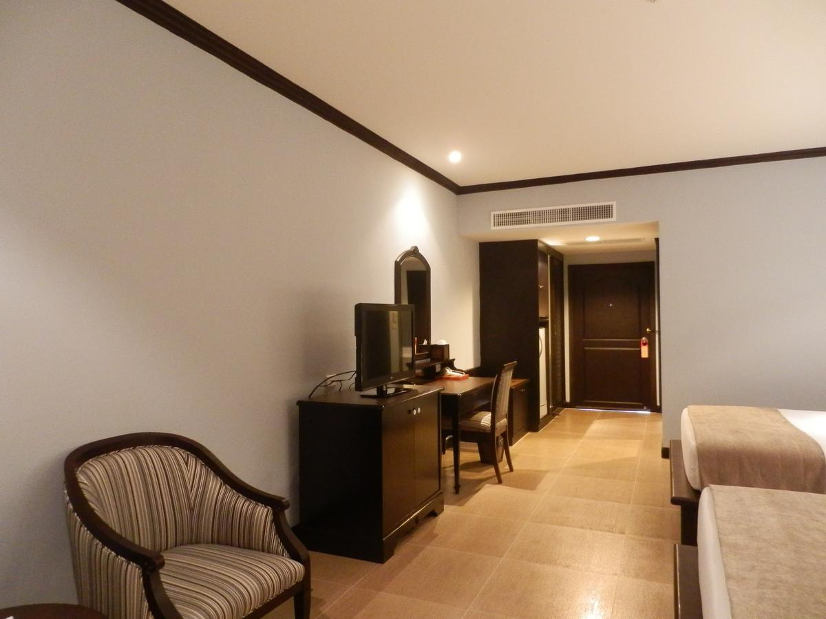 Sir James Resort Phayayen Ngoại thất bức ảnh