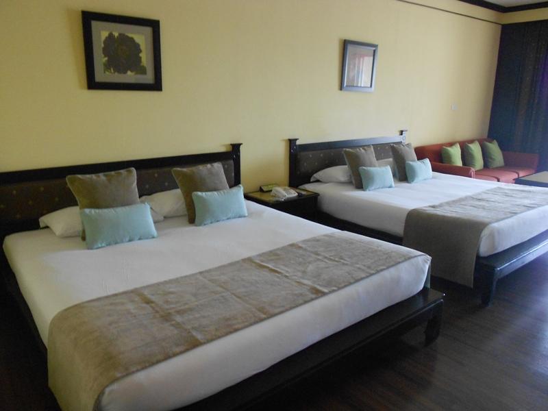 Sir James Resort Phayayen Ngoại thất bức ảnh