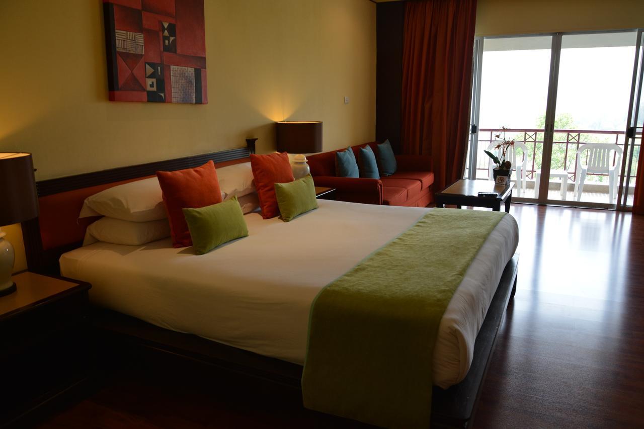 Sir James Resort Phayayen Ngoại thất bức ảnh