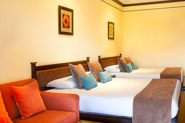 Sir James Resort Phayayen Ngoại thất bức ảnh